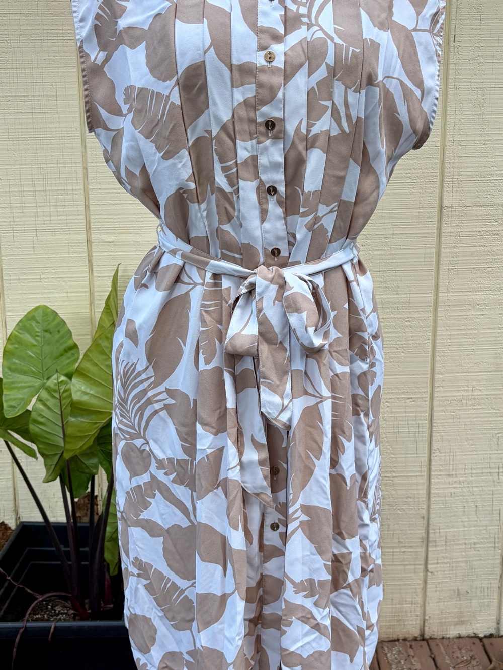 Ann Taylor Beige and White Sleeveless Button-Front Midi Dress with Tie Waist